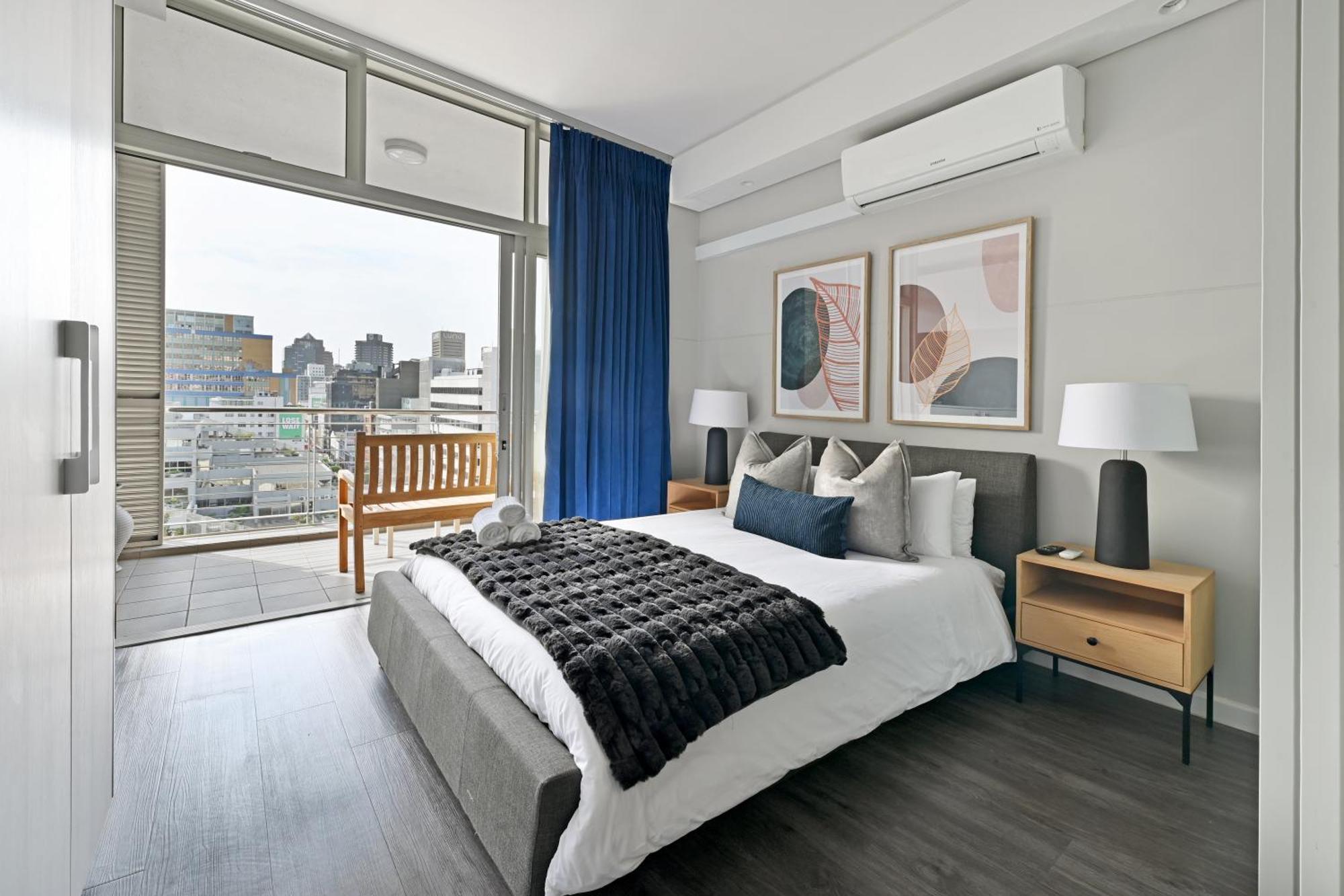 Yaya - Modern With City, Ocean & Mountain Views! * Kapstadt