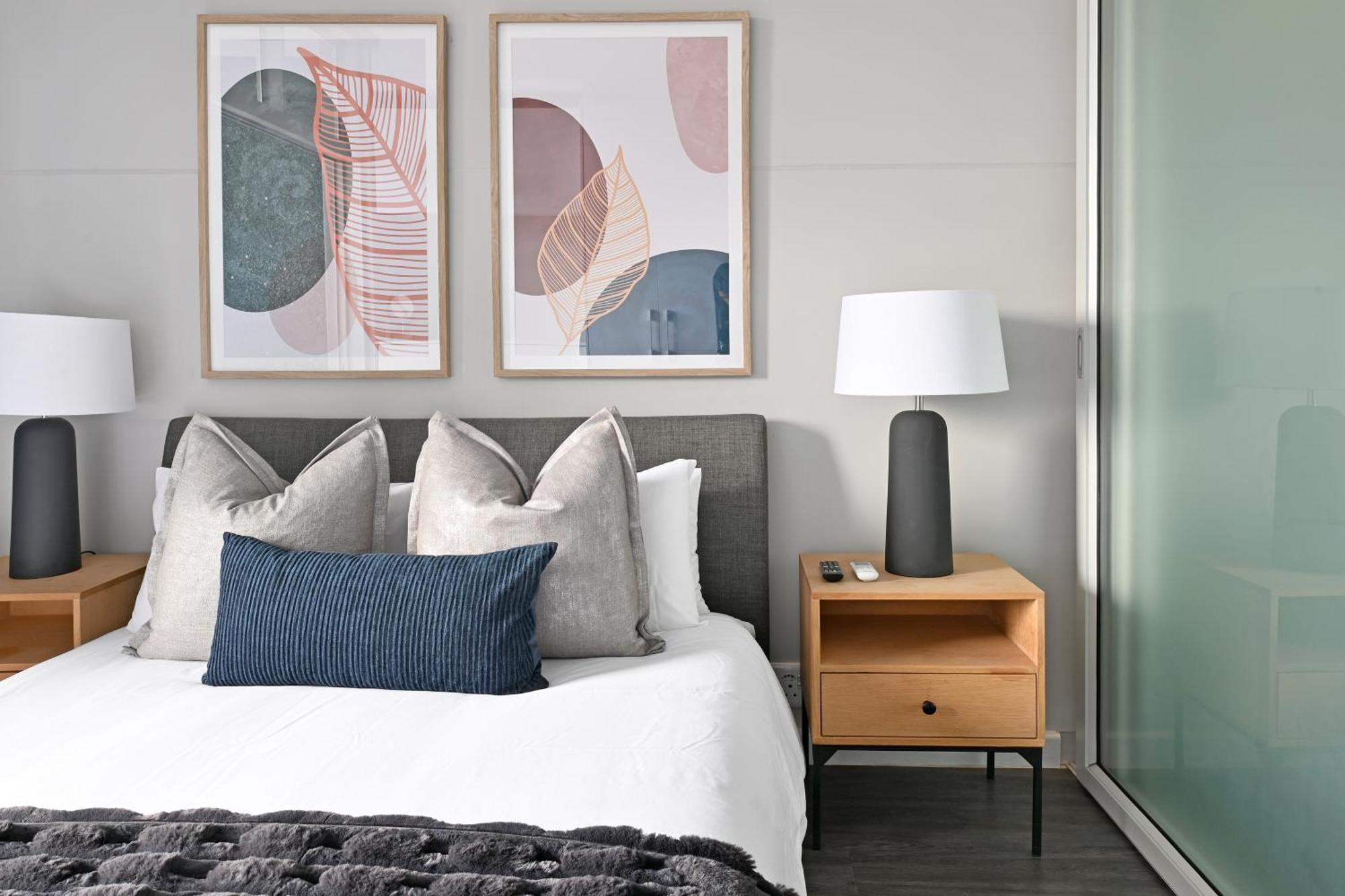 Yaya - Modern With City, Ocean & Mountain Views!